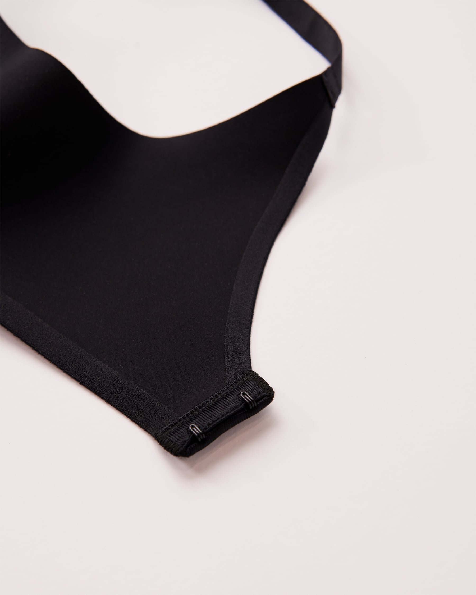 Lightly Lined Wireless Sleek Back Bra