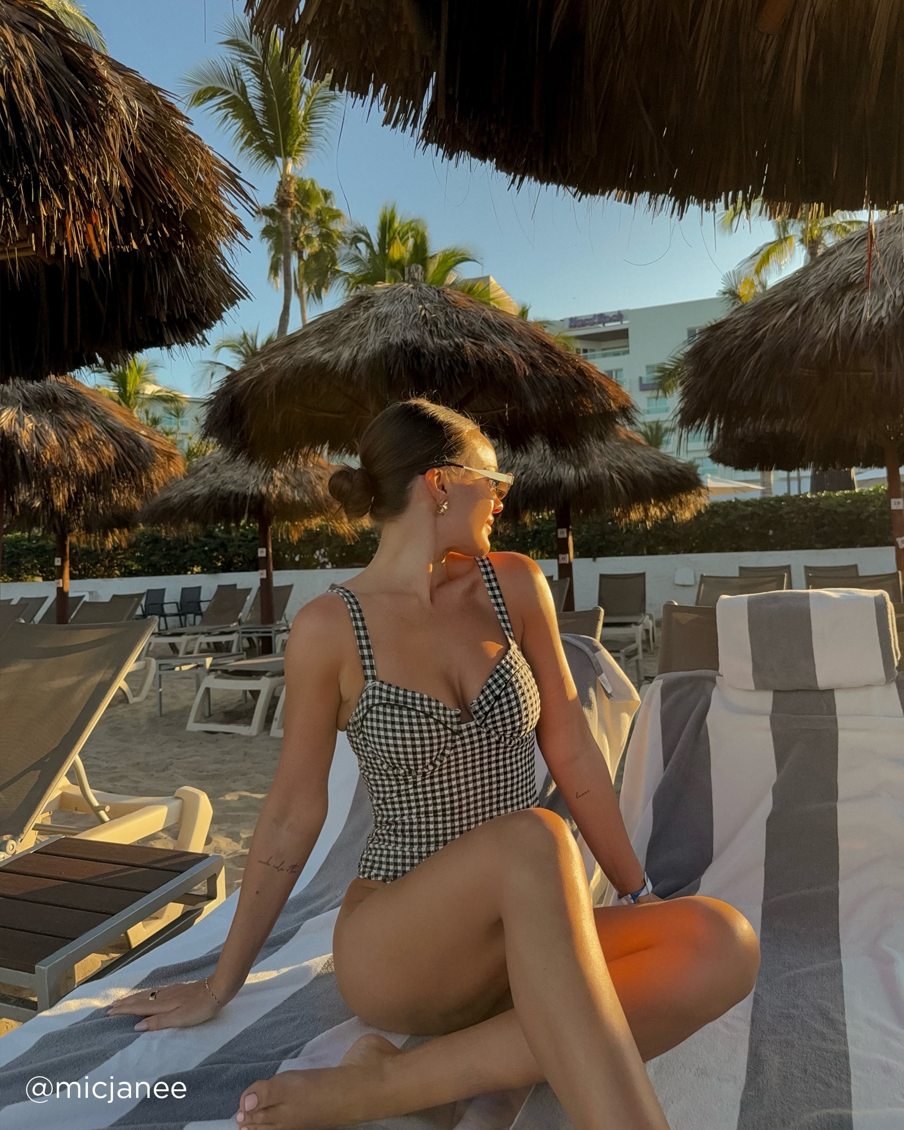 BLACK GINGHAM Balconette One-piece Swimsuit